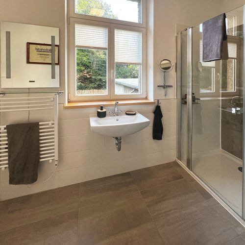 Fewo Müllers Büro Bad